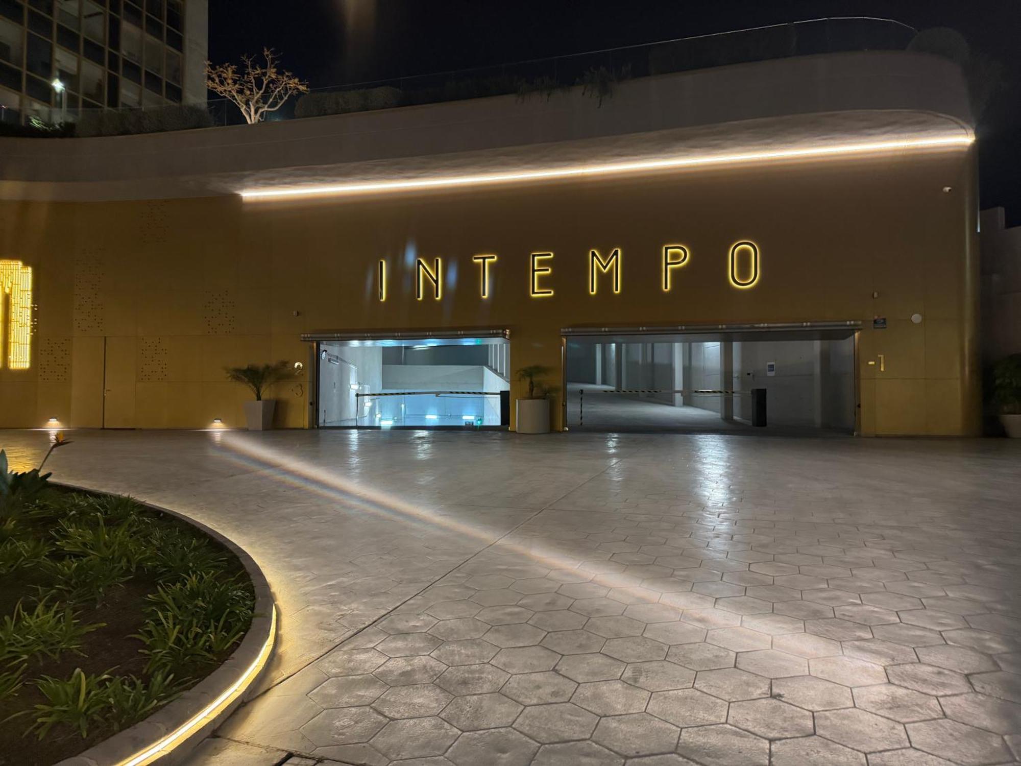 Intempo Sky Luxury Apartment 26 Floor Spa & Seaview Benidorm Exterior photo